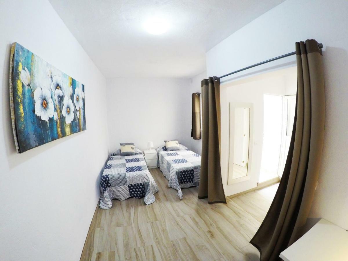 Apartamentos Ainara Санта-Крус-де-Тенерифе Экстерьер фото